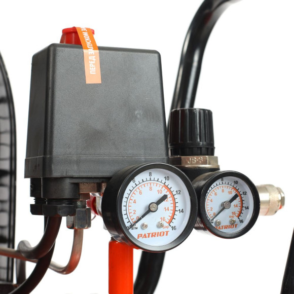 Компрессор поршневой Patriot PTR 50-450A масляный 450л/мин 50л 2200Вт оранжевый/черный