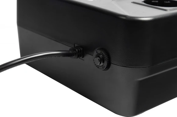 Источник бесперебойного питания Smartwatt Safe Pro 800 480Вт 800ВА черный