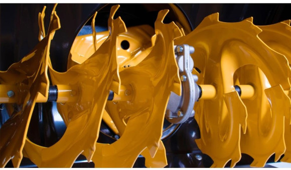 Снегоуборщик бензин. Champion STT1171E 8.8кВт 12л.с. Снегоуборщик бензин. Champion STT1171E 8.8кВт 12л.с.