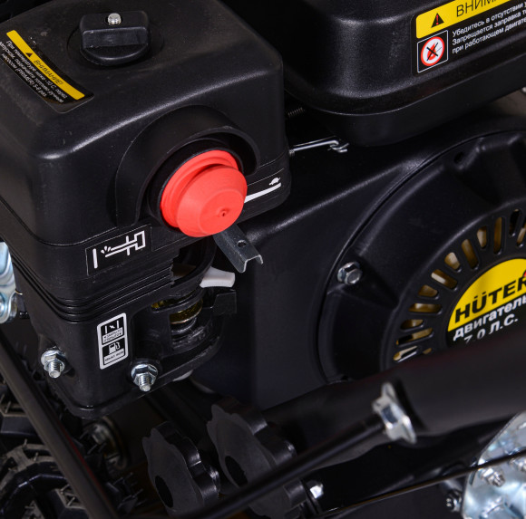 Снегоуборщик бензин. Huter SGC 4000 7л.с. Снегоуборщик бензин. Huter SGC 4000 7л.с.