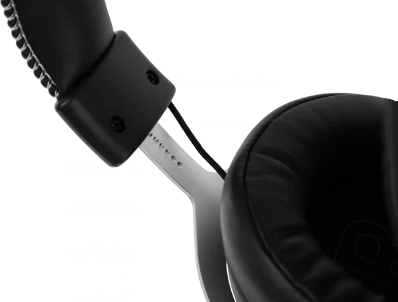 Наушники с микрофоном A4Tech Bloody MR590 Sports черный 1.5м мониторные BT/Radio/3.5mm оголовье (MR590 + WIRED/SPORT BLACK)