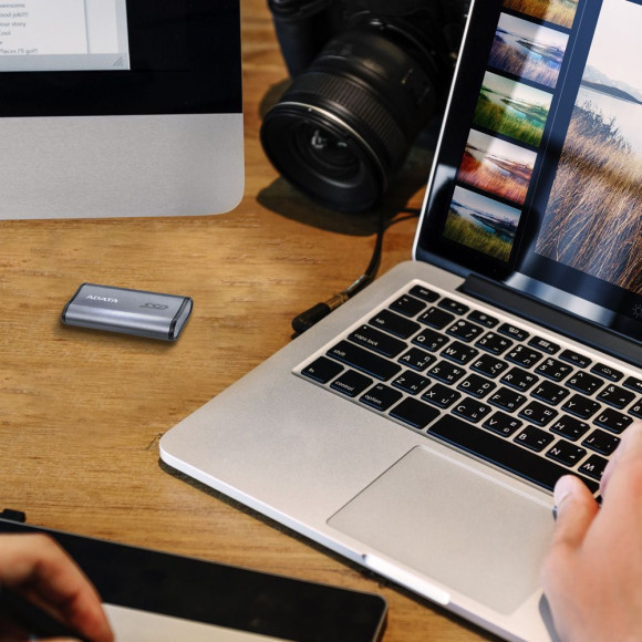 Накопитель SSD A-Data USB-C 2TB AELI-SE880-2TCGY SE880 2.5" серый Накопитель SSD A-Data USB-C 2TB AELI-SE880-2TCGY SE880 2.5" серый