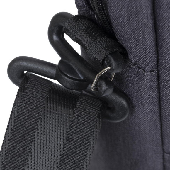 Сумка для ноутбука 15.6" Riva 7730 черный полиэстер (7730 BLACK) Сумка для ноутбука 15.6" Riva 7730 черный полиэстер (7730 BLACK)