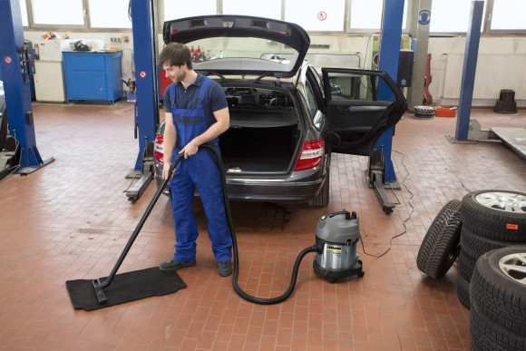 Строительный пылесос Karcher Me Classic NT 20/1 1500Вт (уборка: сухая/влажная) серый