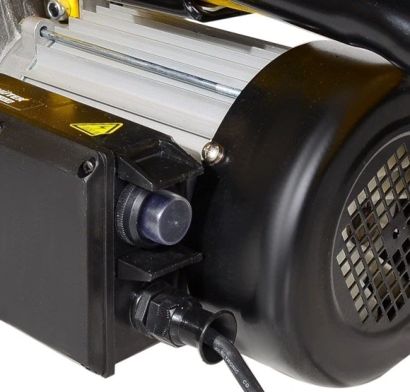 Дровокол Huter HLS-5500 двиг.элект. 3300Вт раб.пол.гориз. (70/14/1)