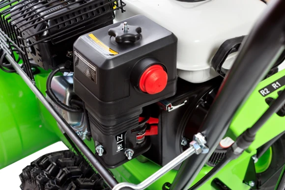 Снегоуборщик бензин. RedVerg RD-SB56/7W 5.15кВт 7л.с. Снегоуборщик бензин. RedVerg RD-SB56/7W 5.15кВт 7л.с.