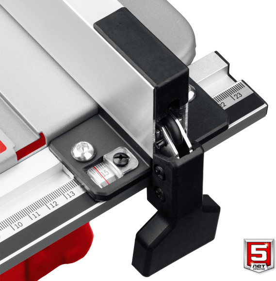 Станок распиловочный Зубр СРЦ-254 1900W Станок распиловочный Зубр СРЦ-254 1900W